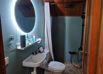 The bathroom ensuite